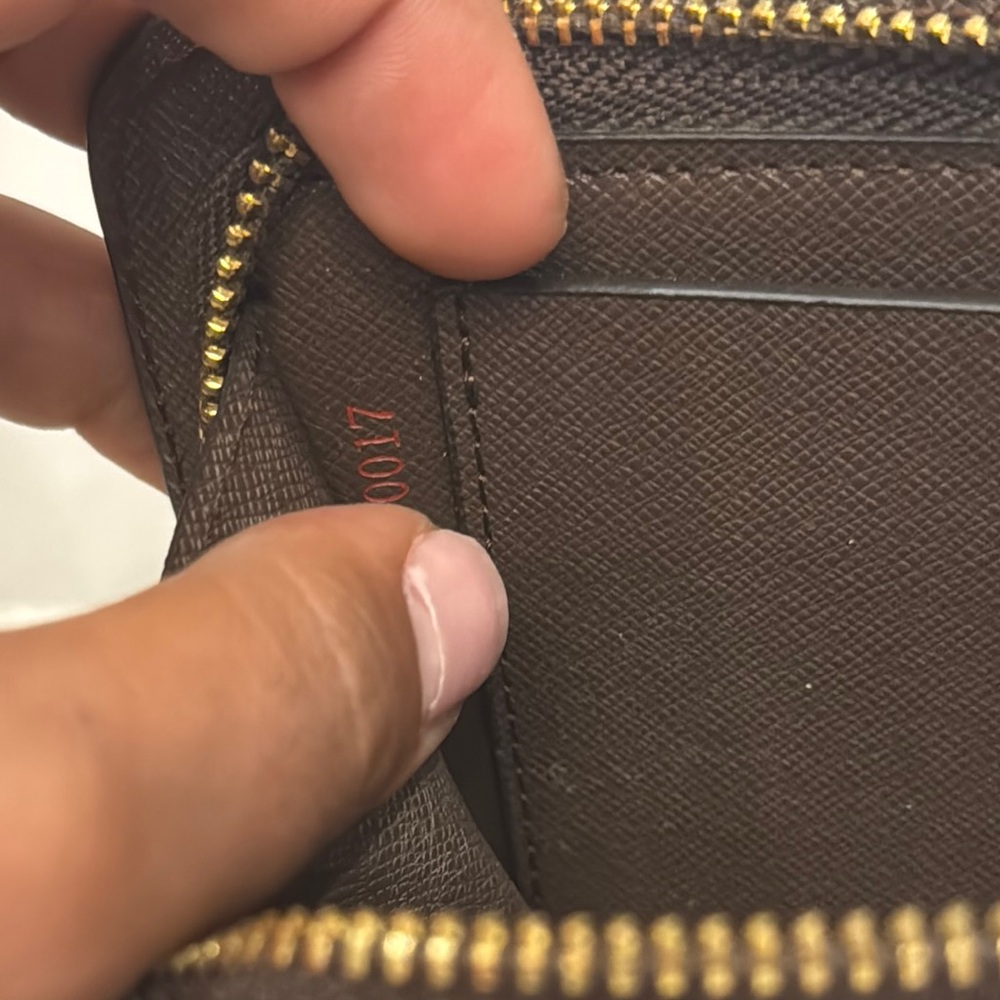 Checkered Brown Wallet - Picture 4 of 6